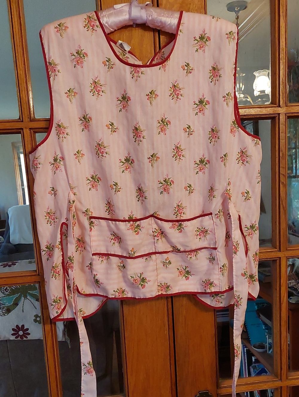 Vintage XL Pink & Green Striped Floral Sleeveless Apron Vest w/ Pockets EUC